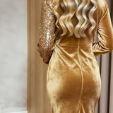 Emilia | Vestido Midi Navideño con Escote en V