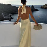 Vestido de Satén con Espalda Descubierta