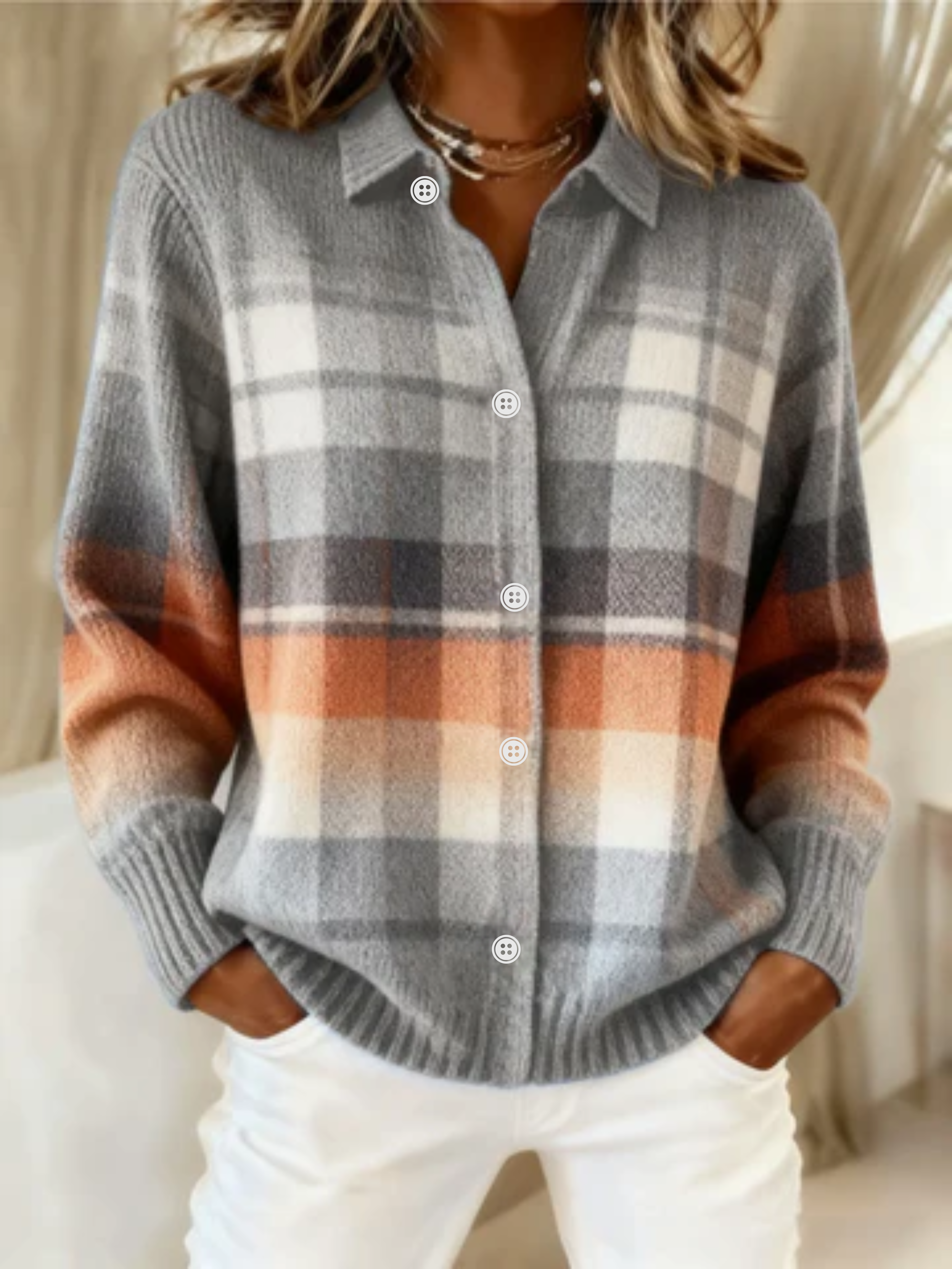 Elena Granada - elena-blusa-con-capucha-de-tonos-suaves-y-cuadros