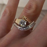 Anel Vintage Irregular en Oro y Plata con Zirconia