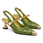 Cayetana: zapatos destalonados con perla, color verde, vista del par