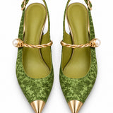 Cayetana: zapatos destalonados con perla, color verde, vista cenital del par