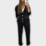 Blusa de manga larga y pantalones
