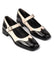 Gema: mary jane bicolor de charol, color negro, vista del par