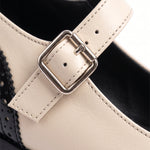 Gema: mary jane bicolor de charol, color negro, detalle