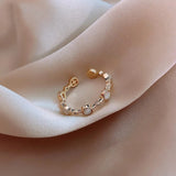 Anillo Redondo Clásico Ajustable en Oro y Cristal