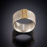 Anillo retro dorado de 18 quilates