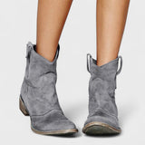 Carlotta - Elegantes Botines Atemporales