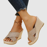 Nives - Elegantes sandalias con cuña