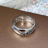 Anillo retro de plata con piedras azules y verdes en forma de ola
