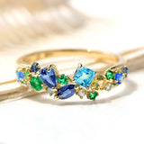 Anillo retro multicolor con piedras preciosas y oro