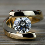 Anillo retro en espiral con zirconia