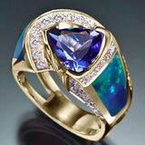 Anillo Rosa en Océano Azul Cristalino