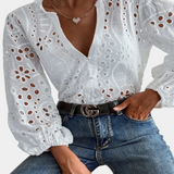 Blusa Alba con Ojal