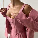 Dolce™ - Conjunto de tres piezas con blazer de doble botonadura