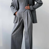 Dolce™ - Conjunto de tres piezas con blazer de doble botonadura