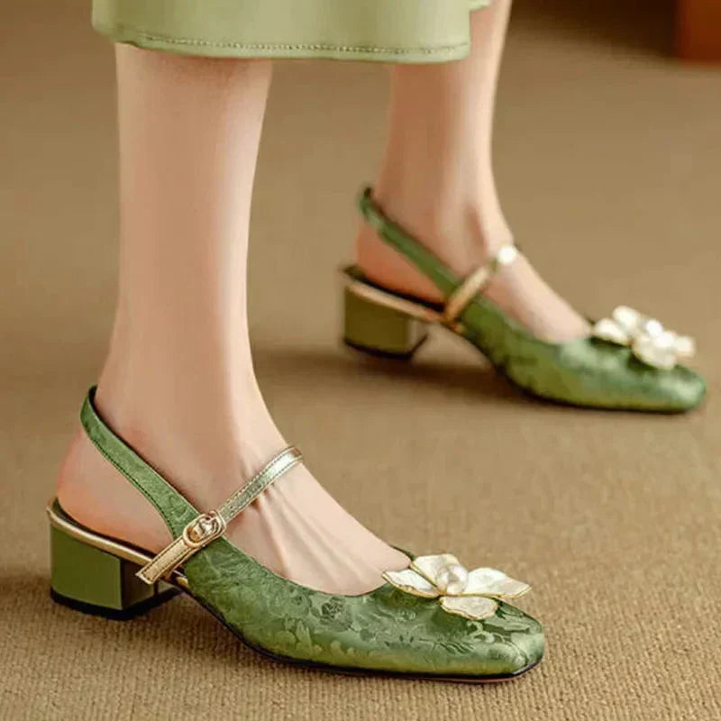 Mathilde – Zapatos elegantes de mujer con detalle floral