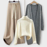 Bruna - Casual Style
