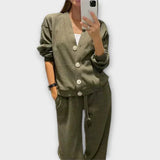 Blusa de manga larga y pantalones