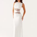 Luna | Vestido largo elegante con aberturas y cordones